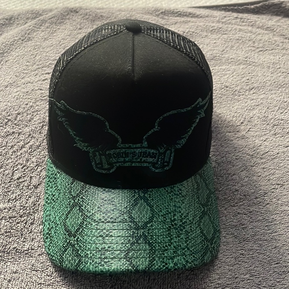 Robin Jeans Snake Print Trucker Hat